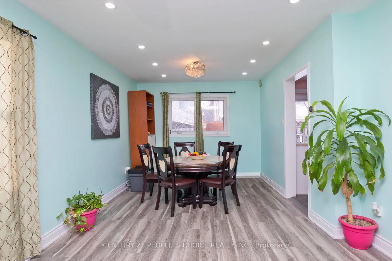 Additional image 7 of 70 Tulip Drive