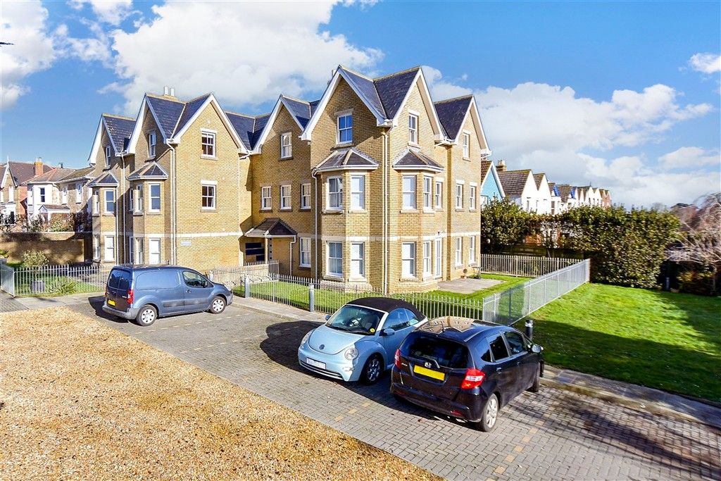 Additional image 3 of 2 bed flat for saleGate Lane, Freshwater, Isle Of Wight PO40