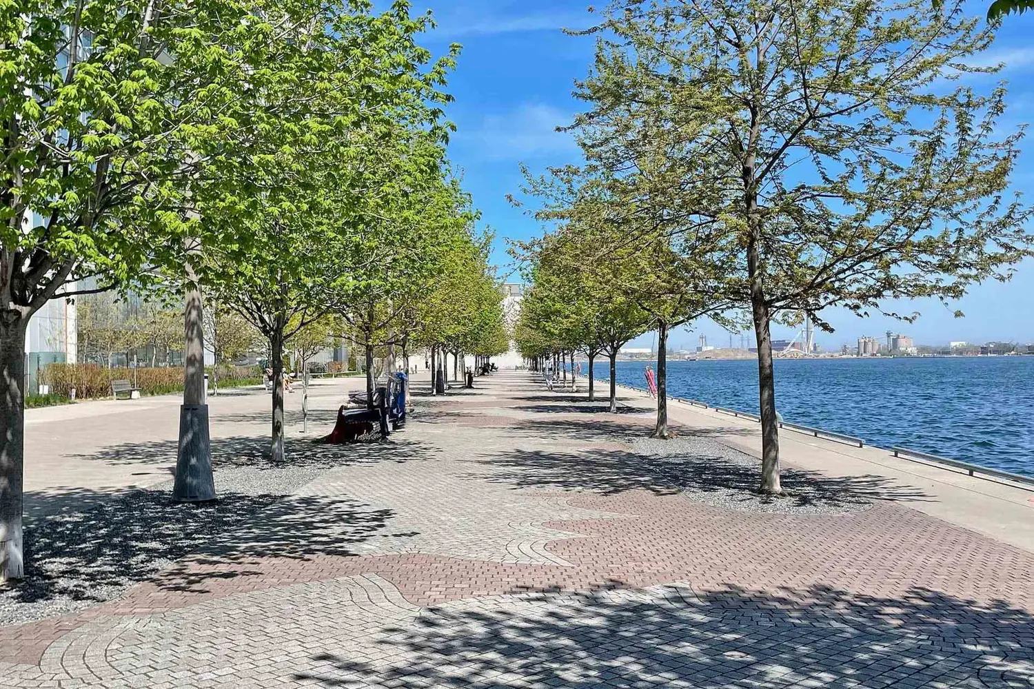 Additional image 20 of 29 Queens Quay 401