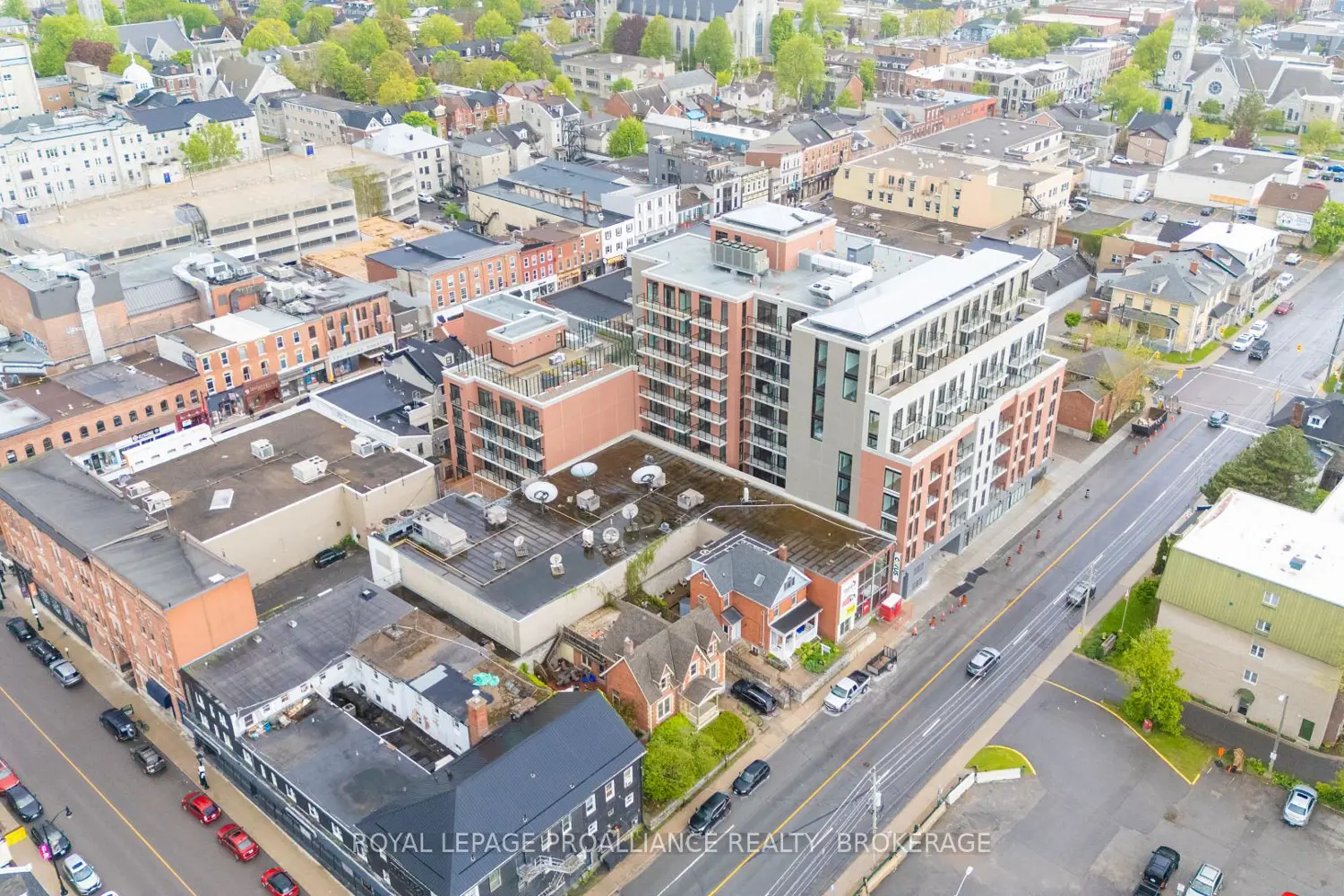 223 Princess Street 909