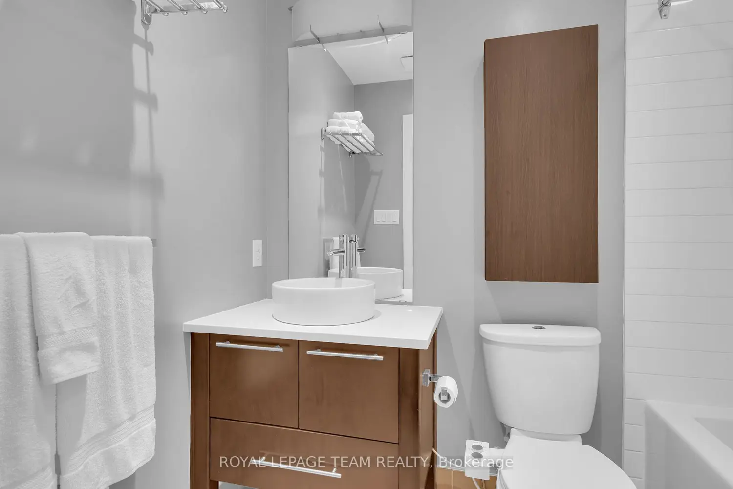 Additional image 12 of 101 Richmond Road 314