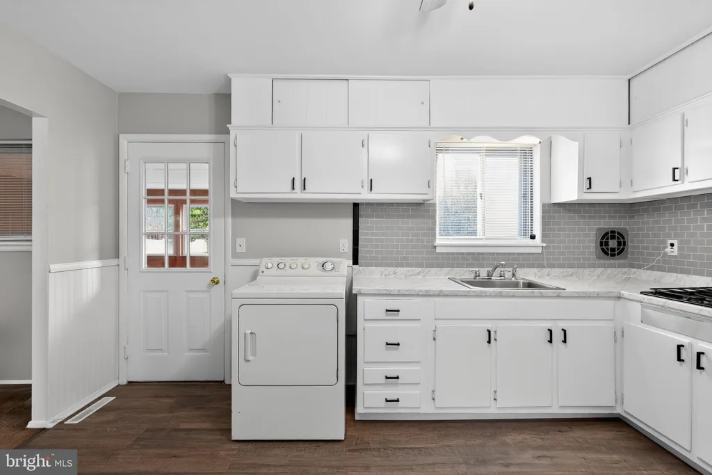 Additional image 12 of 704 Birchwood Drive, Newark, DE 19713