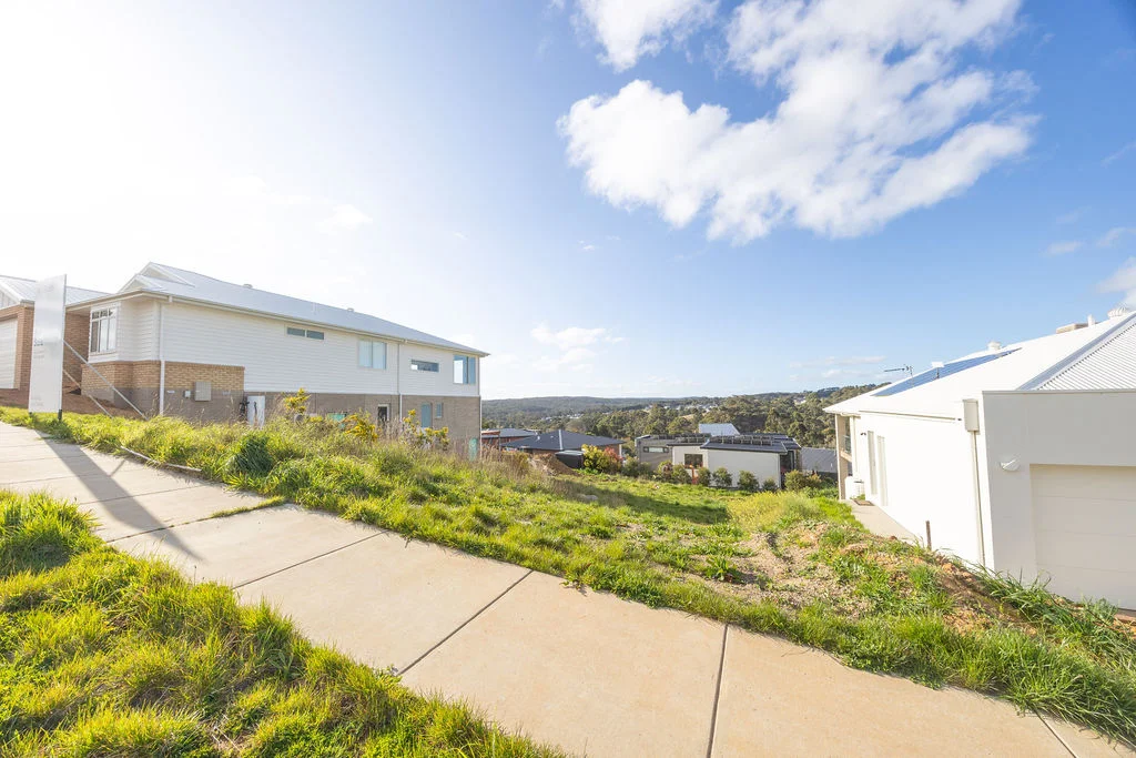 Additional image 2 of 8 Galibier Road, Brown Hill VIC 3350