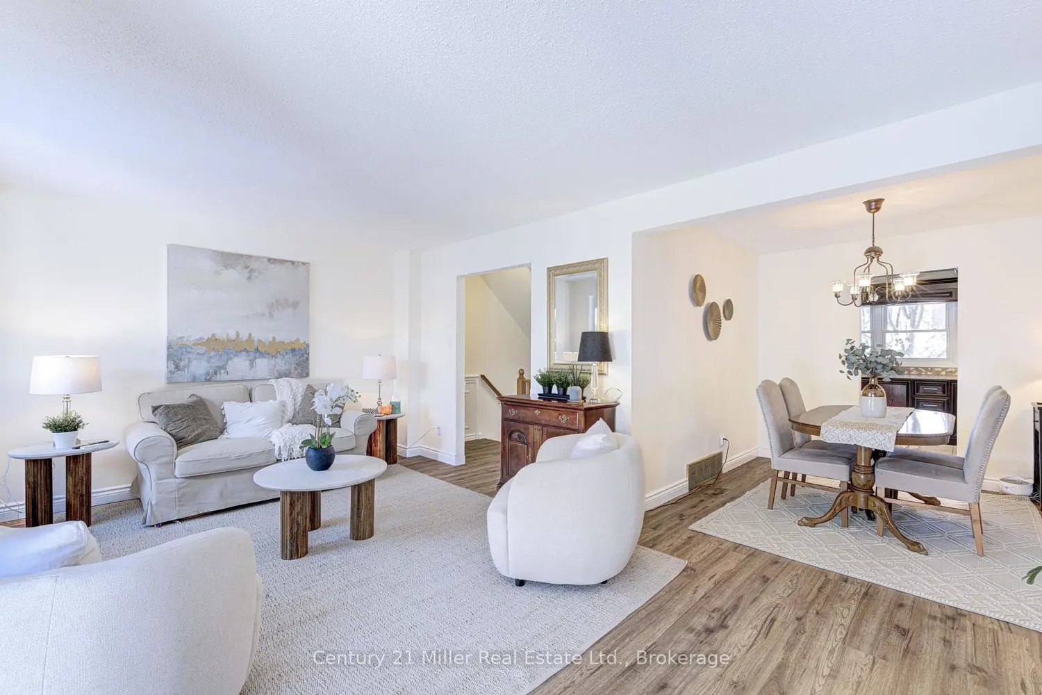 Additional image 4 of 2258 Upper Middle Road 4