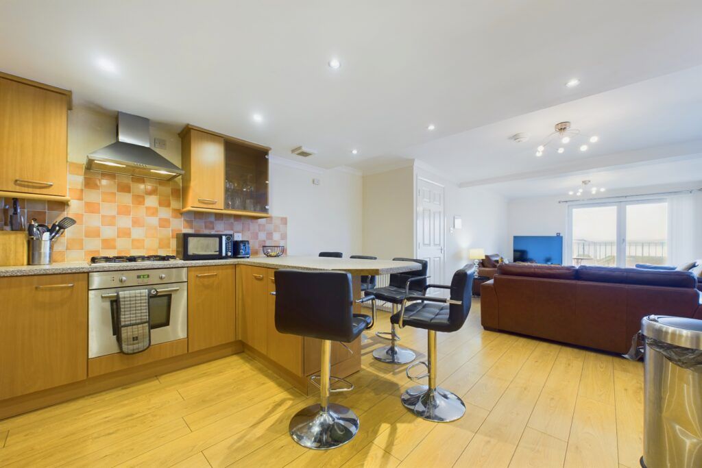 Additional image 8 of 3 bed flat for saleFlat A, 71 Victoria Road, Gourock PA19