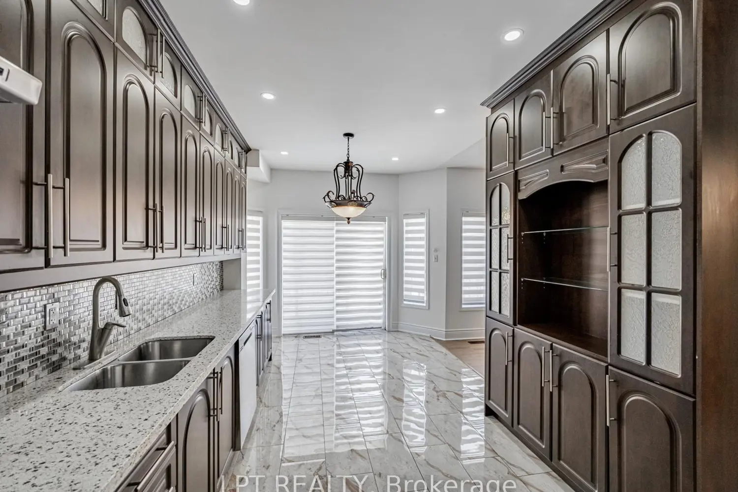 Additional image 17 of 7 Homeview Road