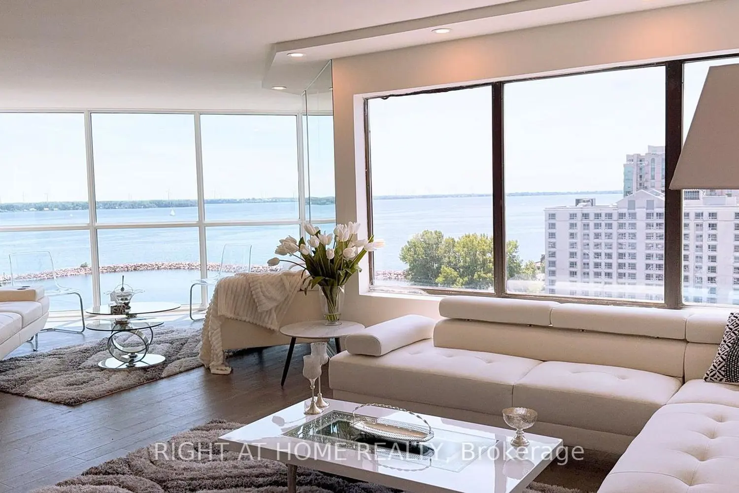 Additional image 2 of 185 Ontario Street 1301