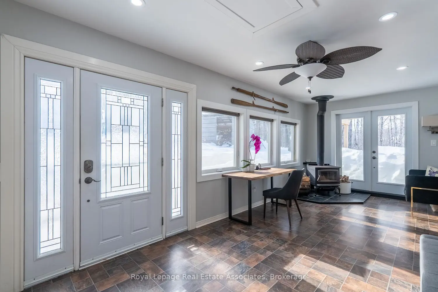 Additional image 3 of 398 Gilbert Bay Lane