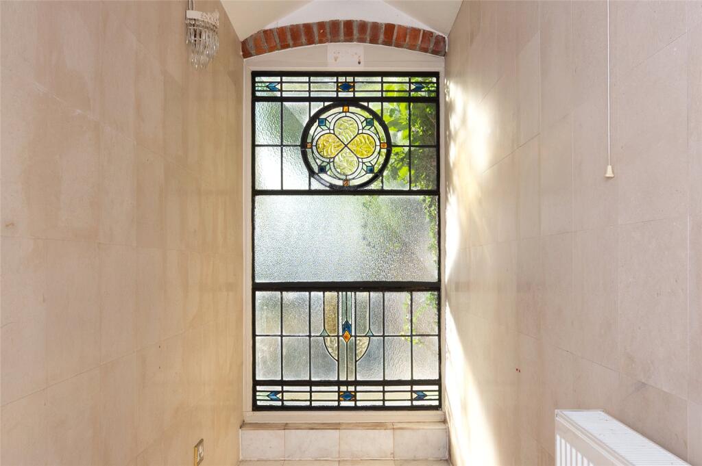 Additional image 5 of London Road, St. Albans, Hertfordshire