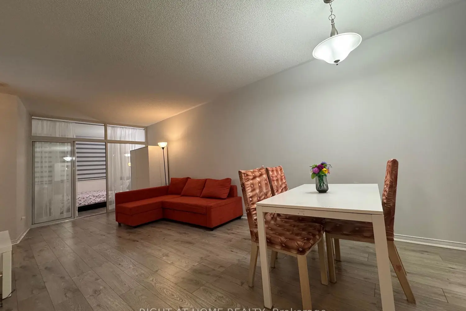 7378 Yonge Street #212 photo 5