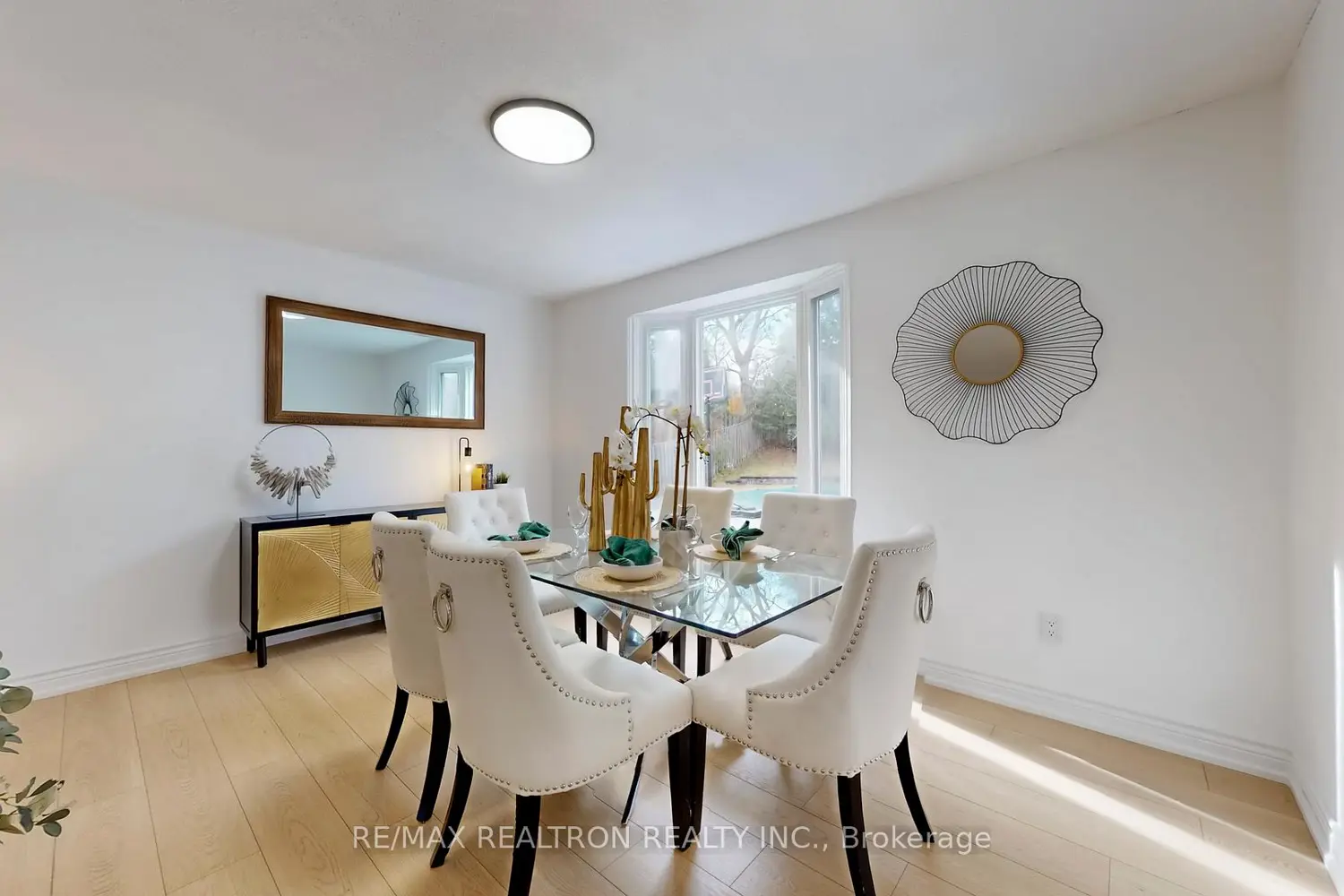 Additional image 2 of 62 Bishop Crescent