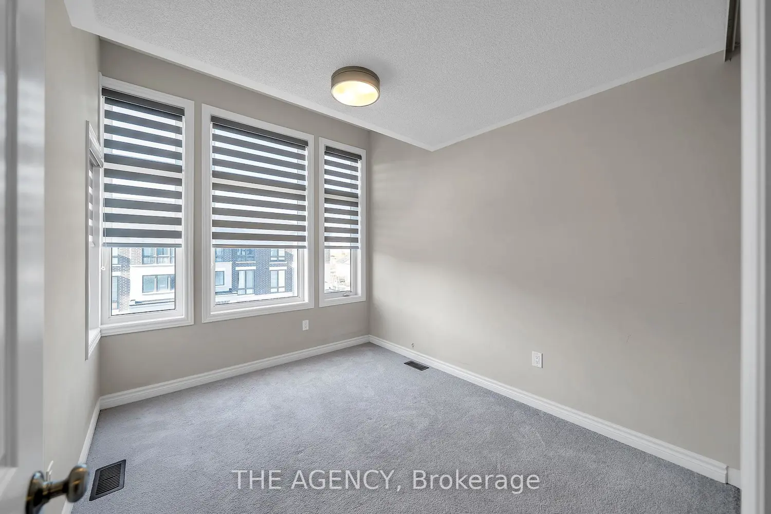 Additional image 15 of 56 Douet Lane