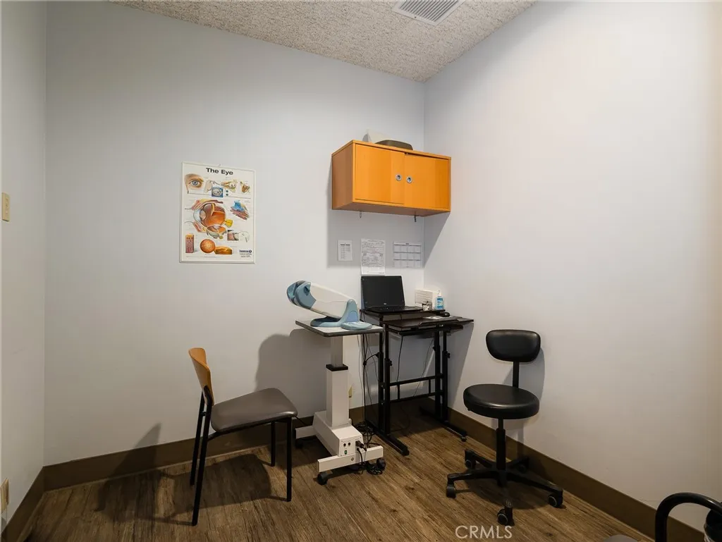 Additional image 11 of 571 W 7th Street, San Pedro, CA 90731