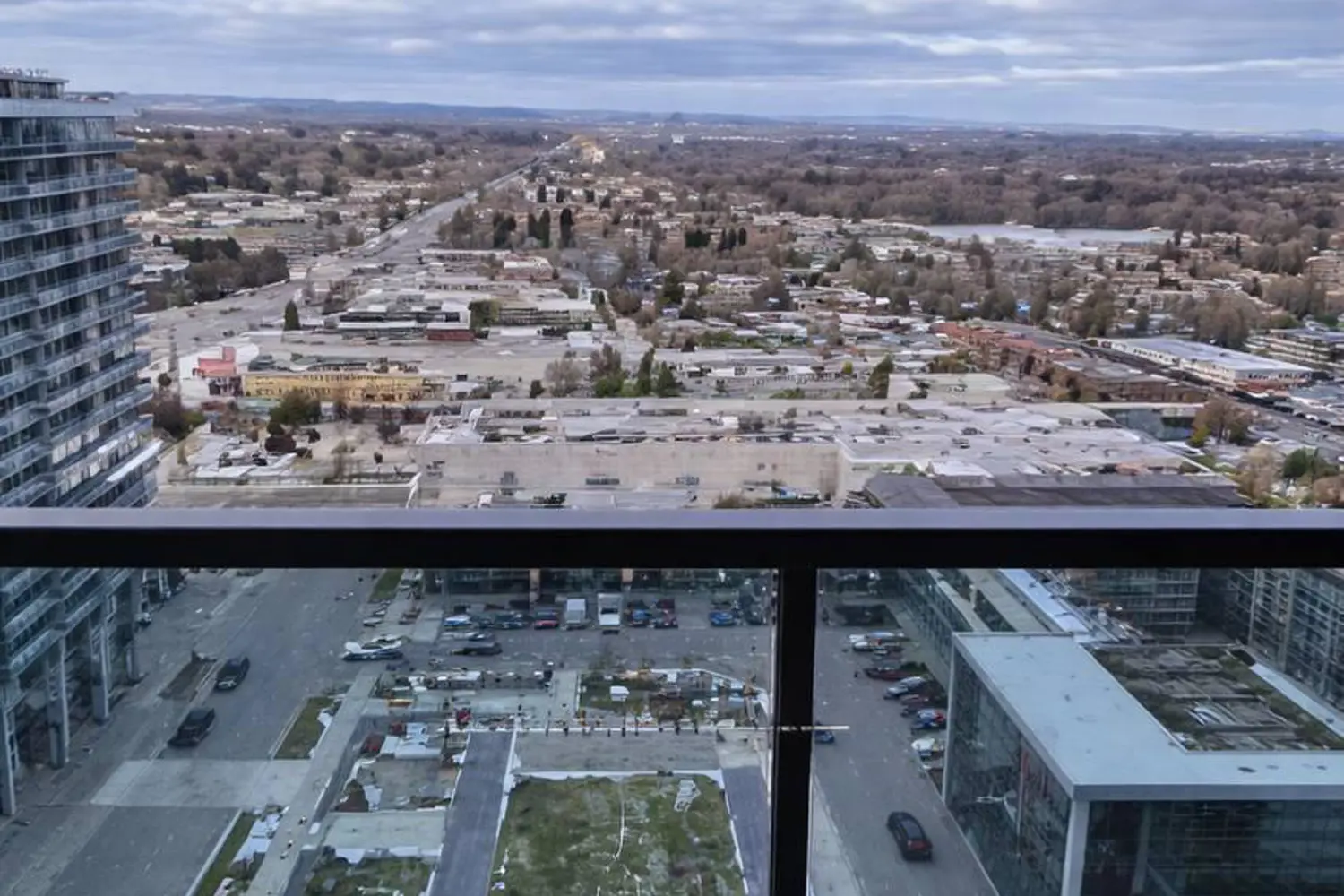 Additional image 6 of 7165 Yonge Street 1515