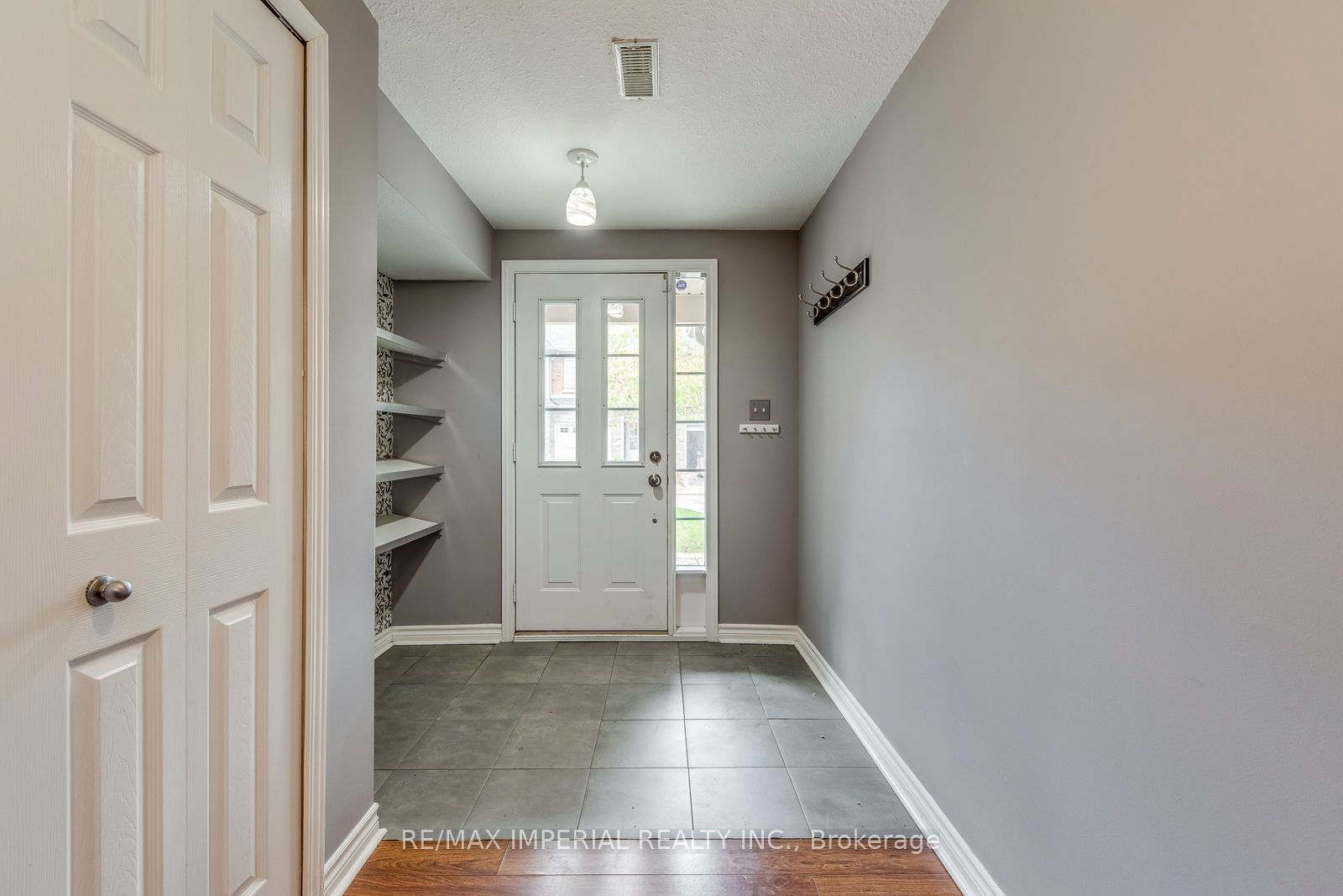 Additional image 3 of 25-7 Southside Place, Hamilton, ON, L9C 7W6