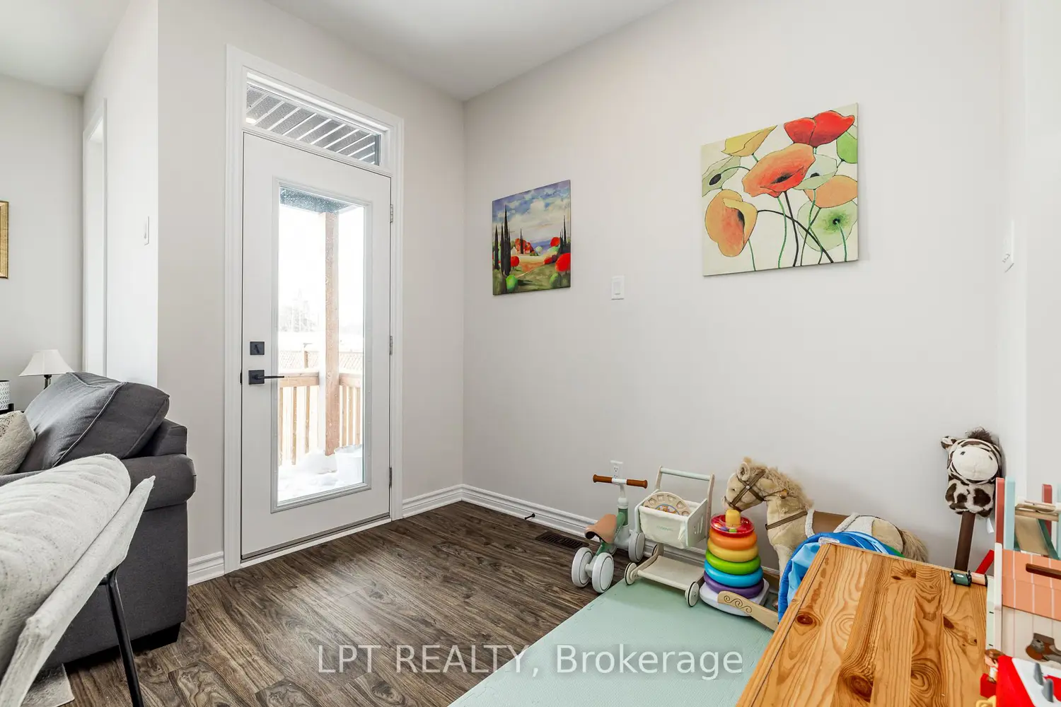 Additional image 17 of 618 Fisher Street