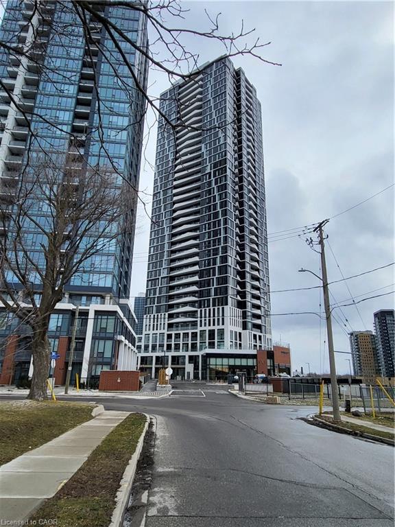 2312-25 Wellington Street S, Kitchener, ON, N2G 0G5