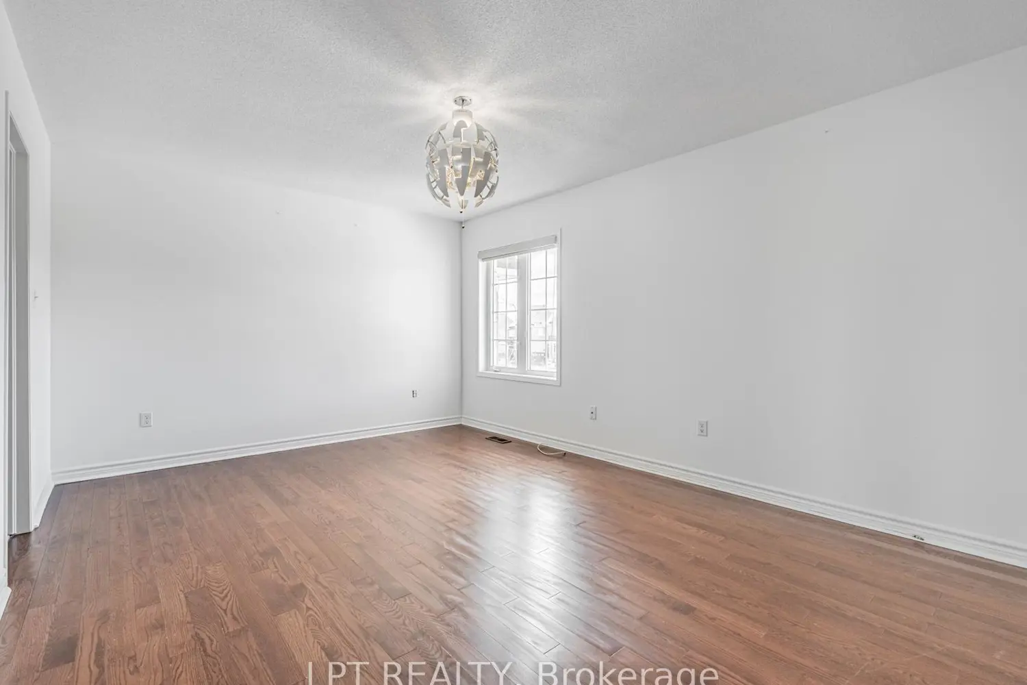 Additional image 7 of 7 Homeview Road