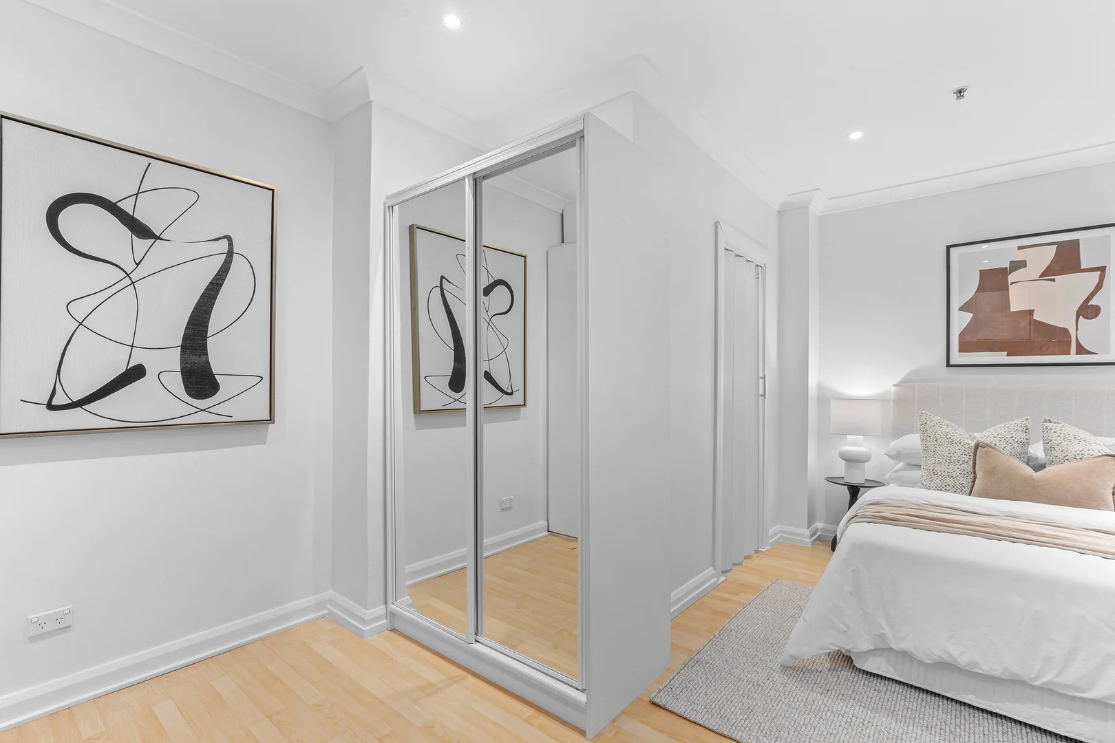 Additional image 7 of 104/9 Greenknowe Avenue, Elizabeth Bay NSW 2011