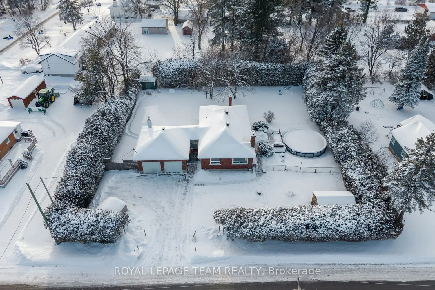 3246 Elizabeth Street photo 2