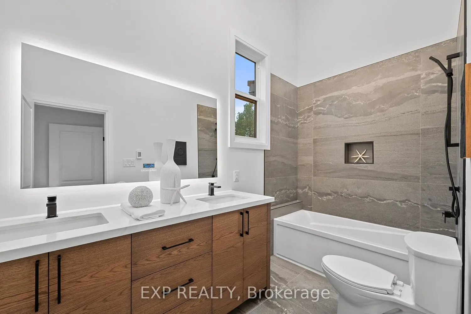 Additional image 10 of 168 Berczy Street