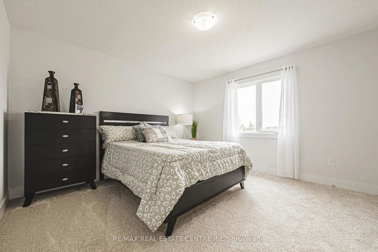 Additional image 14 of 546 Benninger Drive