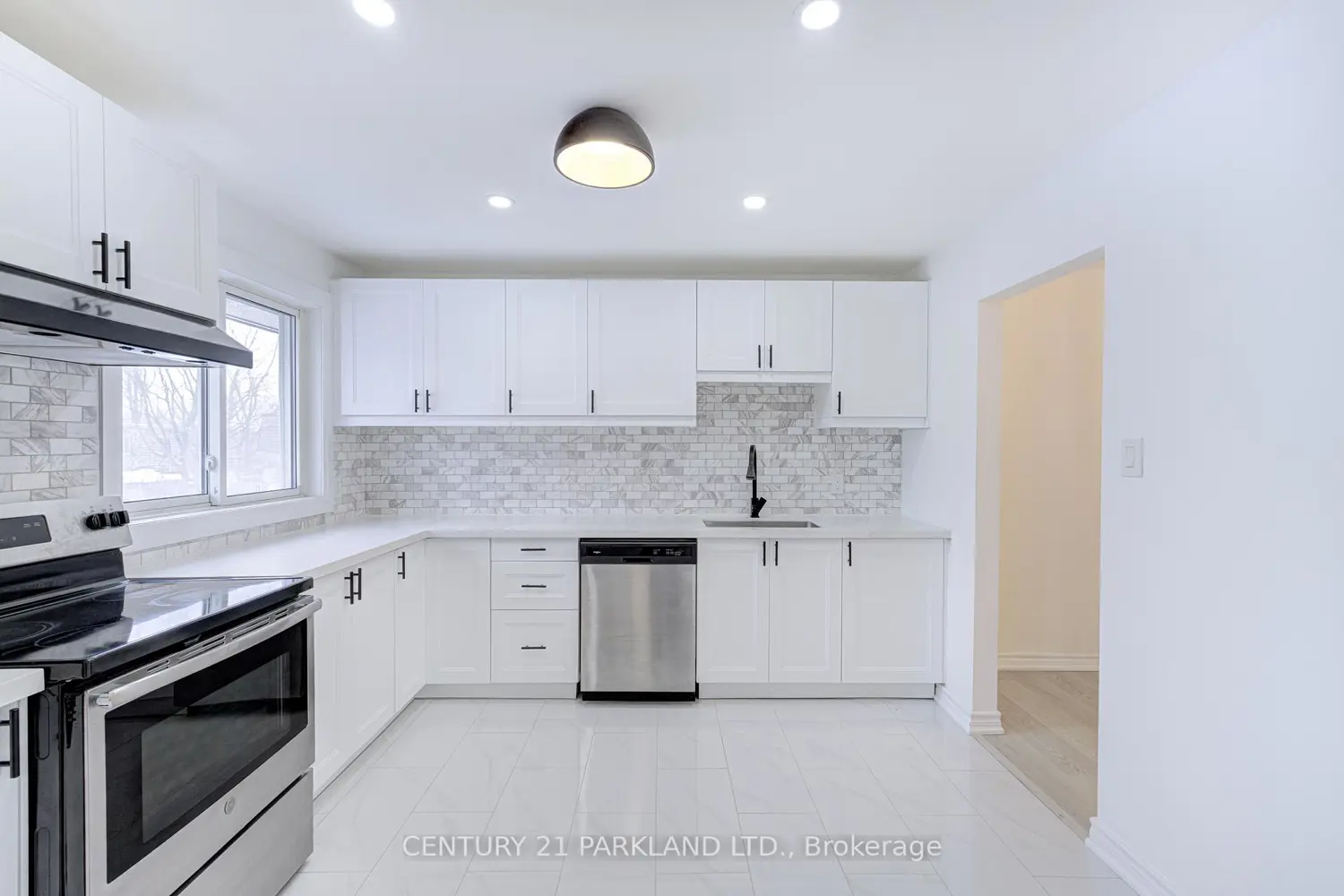 Additional image 9 of 2145 Sherobee Road 83