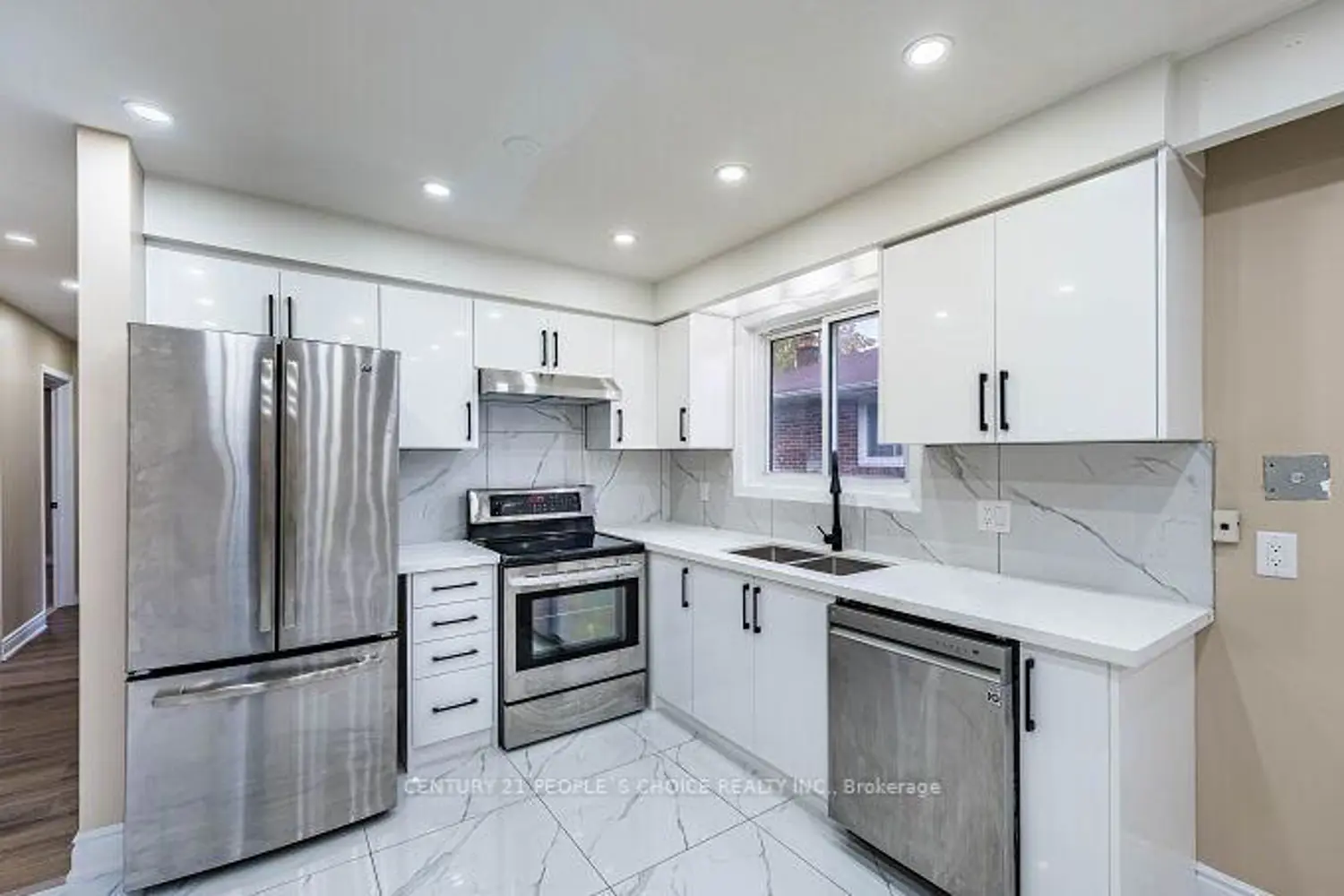 Additional image 6 of 453 Ginger Downs