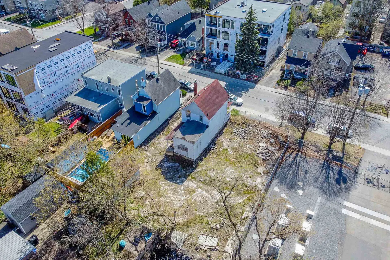 Additional image 11 of 243-245 Hinchey Avenue