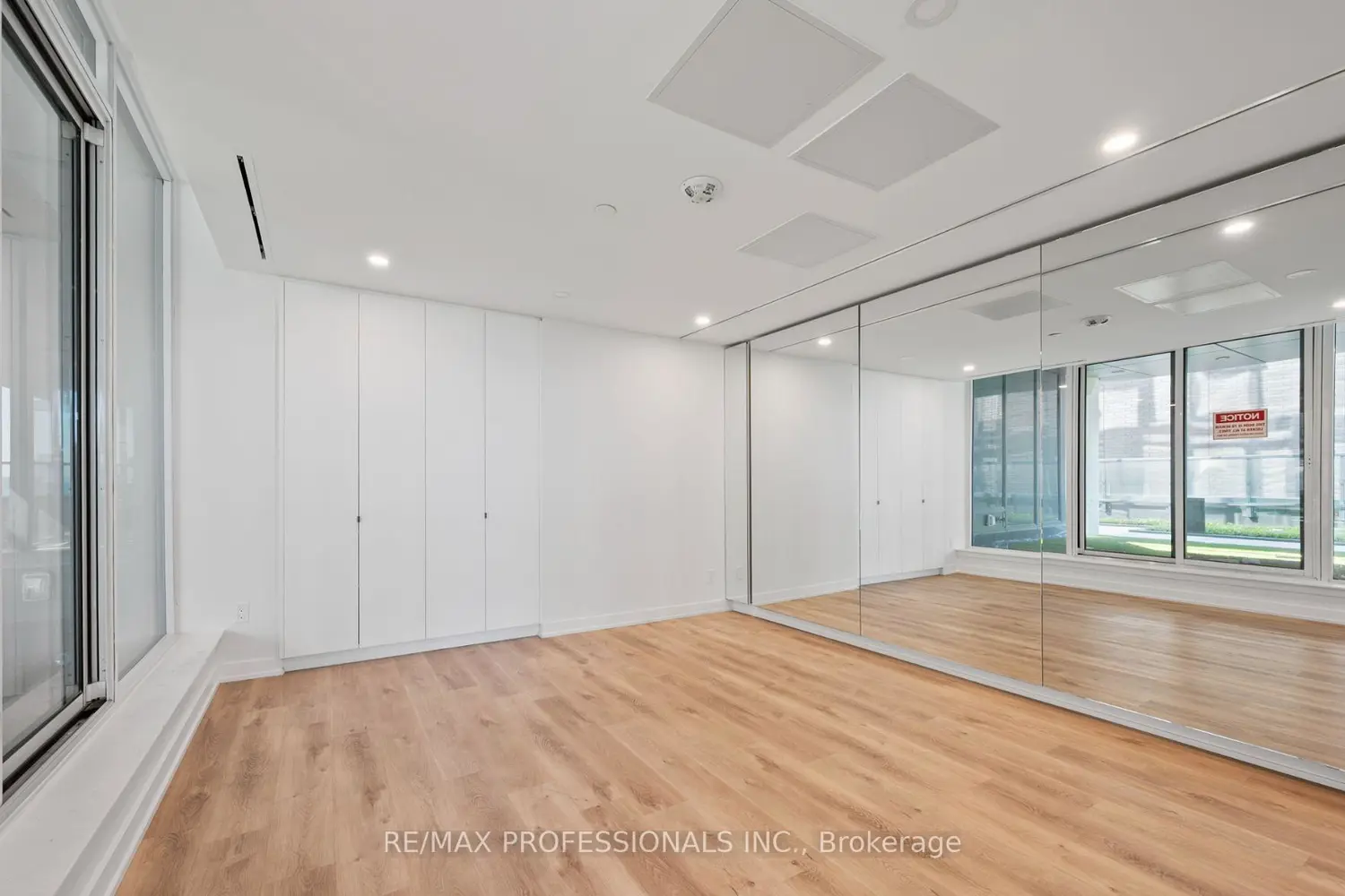 Additional image 16 of 370 Martha Street 802