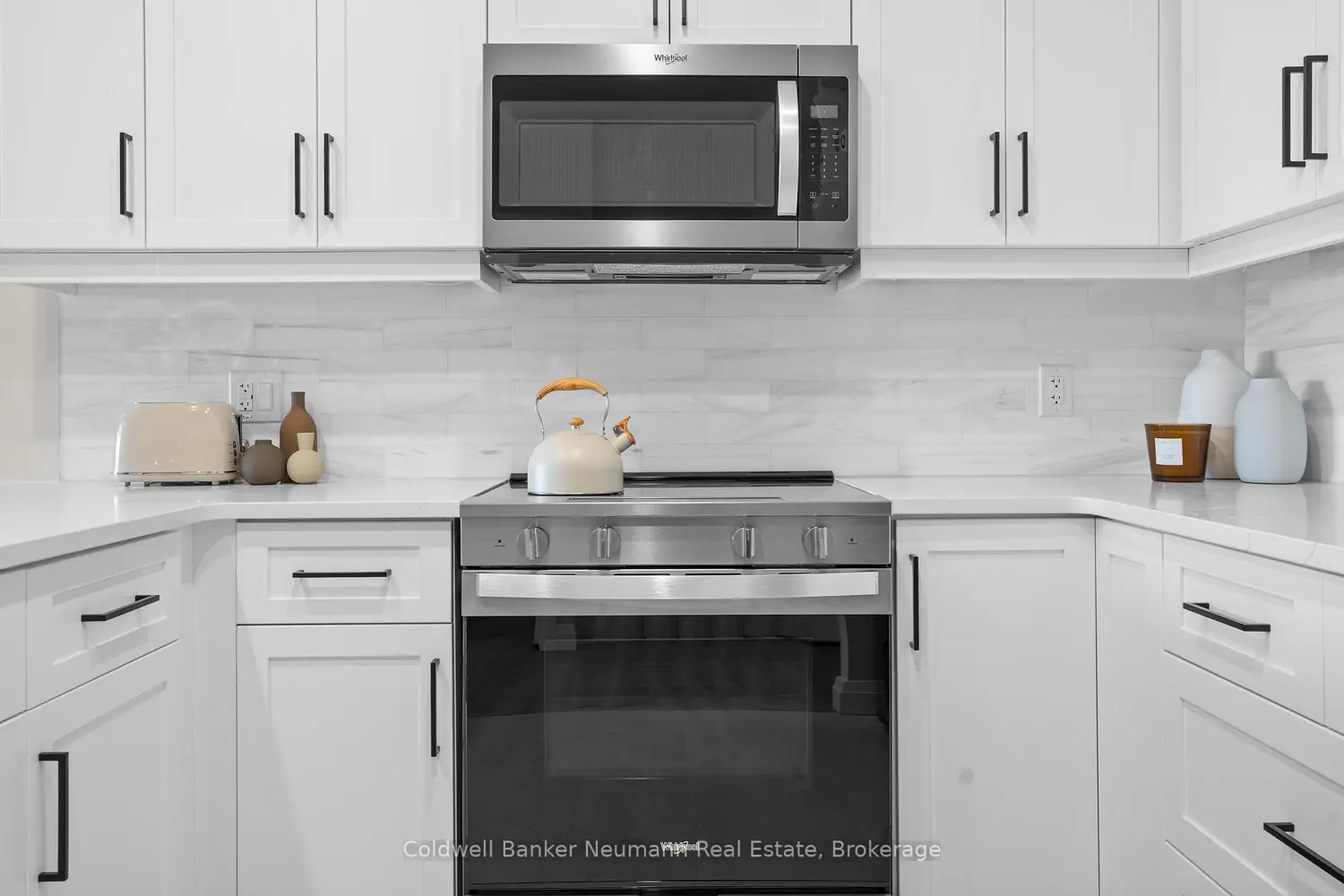 Additional image 11 of 1882 Gordon Street 308