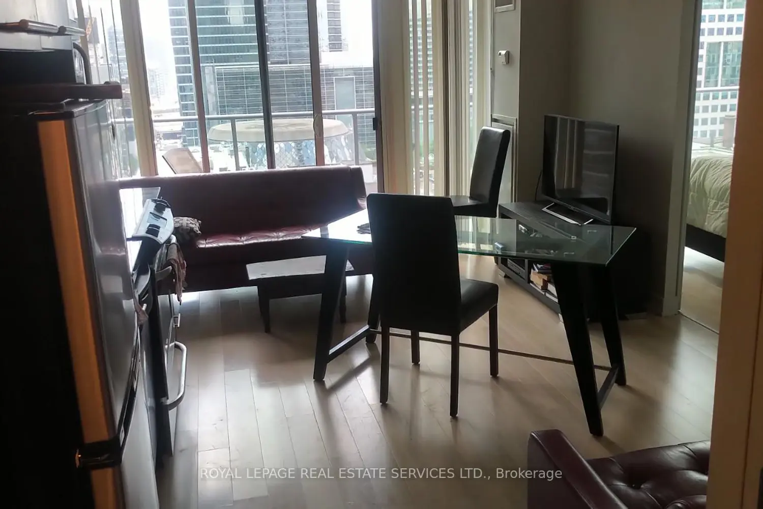Additional image 3 of 126 Simcoe Street 1629