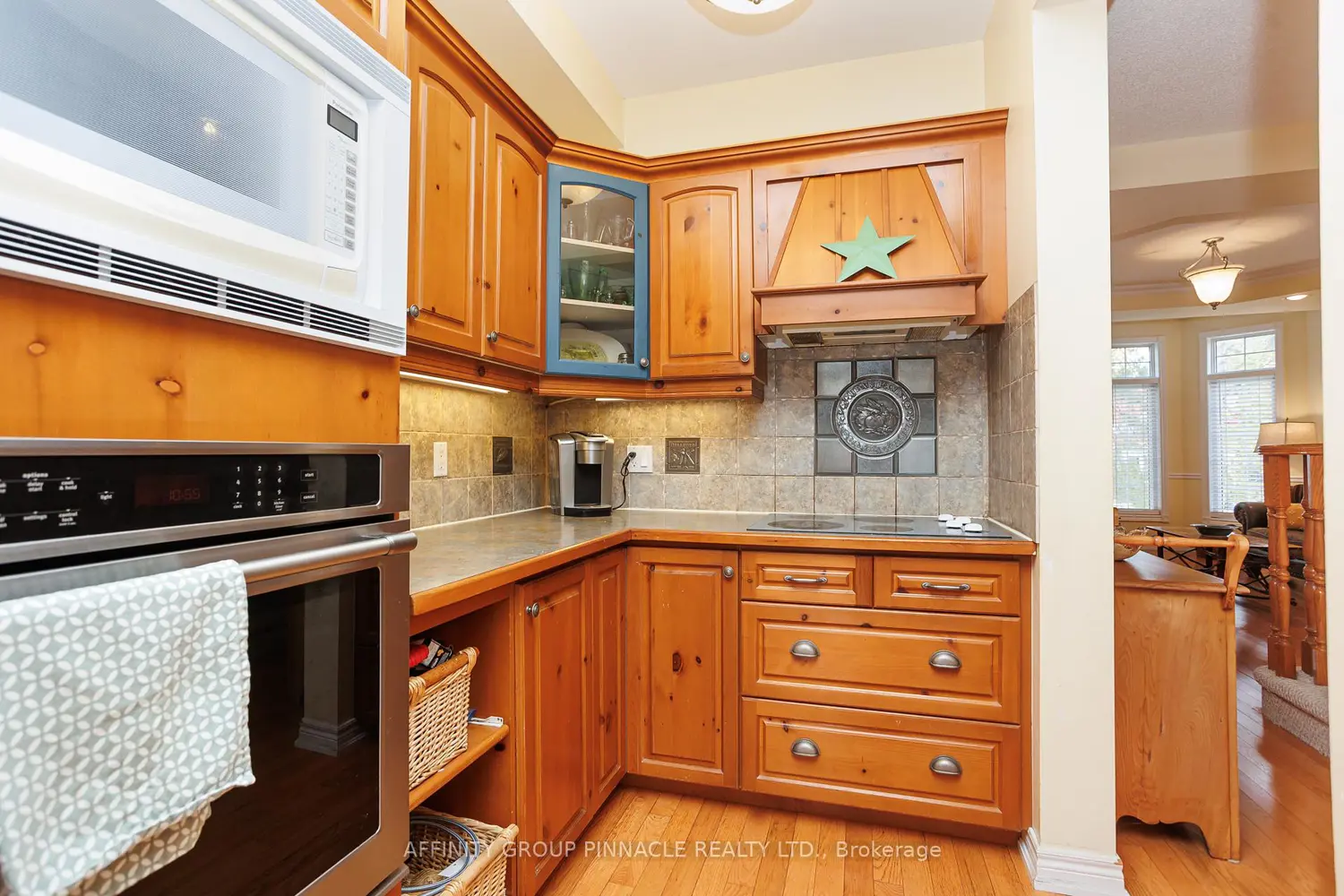 Additional image 7 of 983 Lake Drive