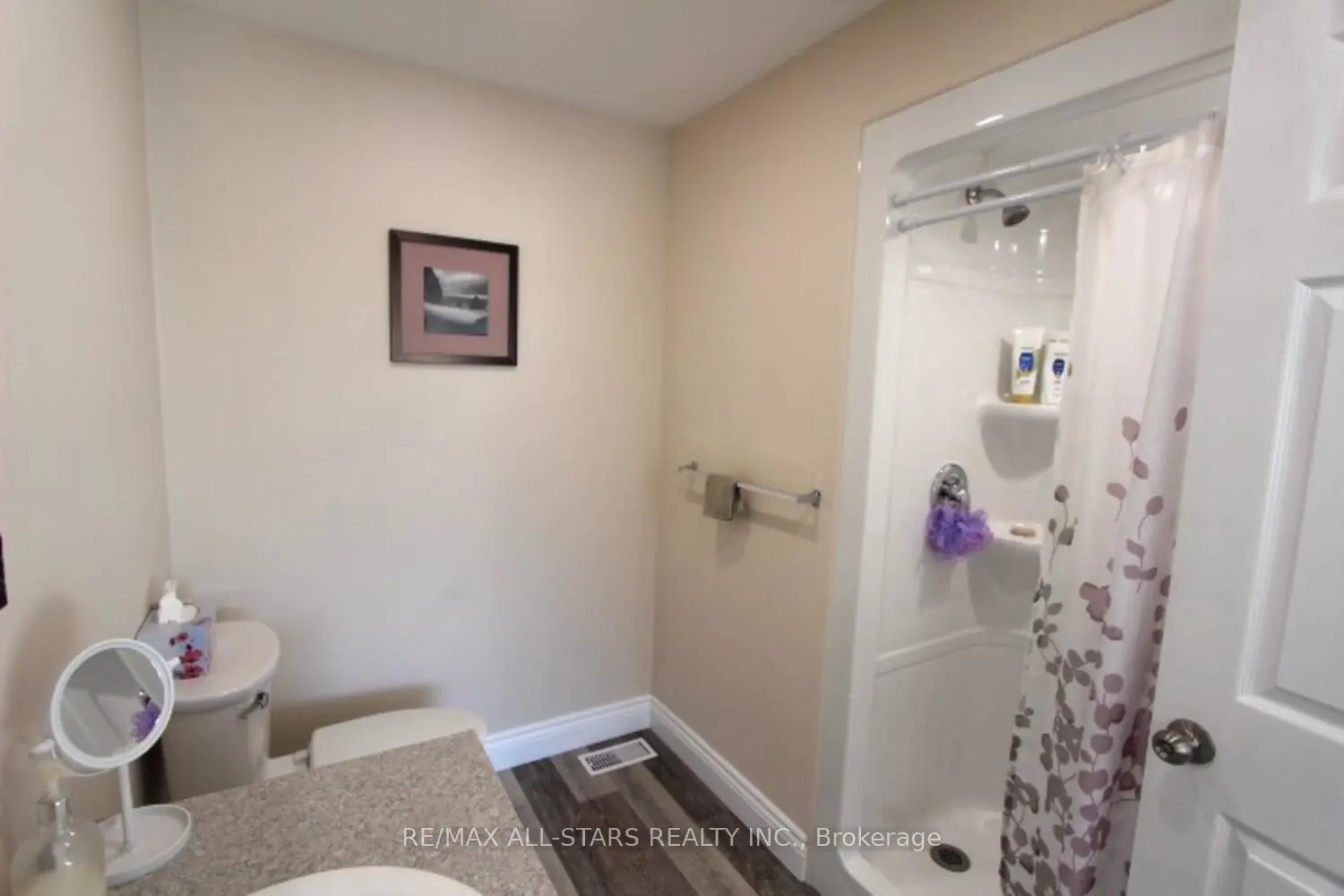 Additional image 15 of 47 Need Street