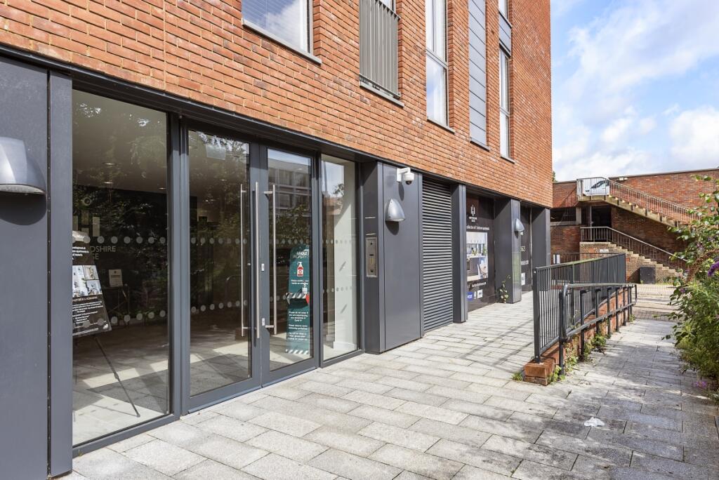 Additional image 8 of Civic Close St. Albans AL1