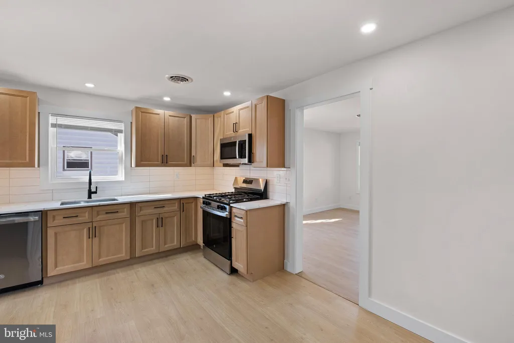 Additional image 10 of 175 Edge Avenue, New Castle, DE 19720