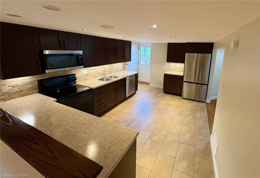 Additional image 2 of Lower-1491 Brenner Crescent, Burlington, ON, L7P 2V9