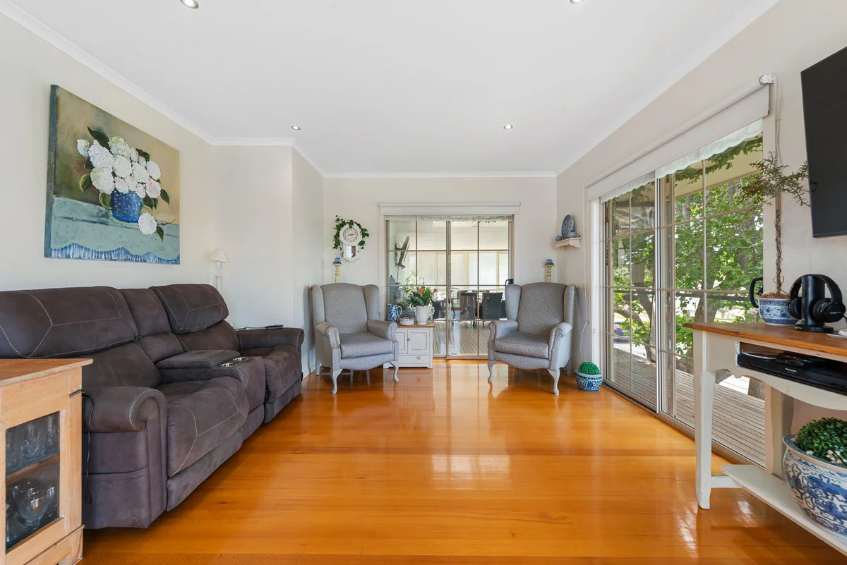 Additional image 21 of 4 Orme Street, Lakes Entrance VIC 3909
