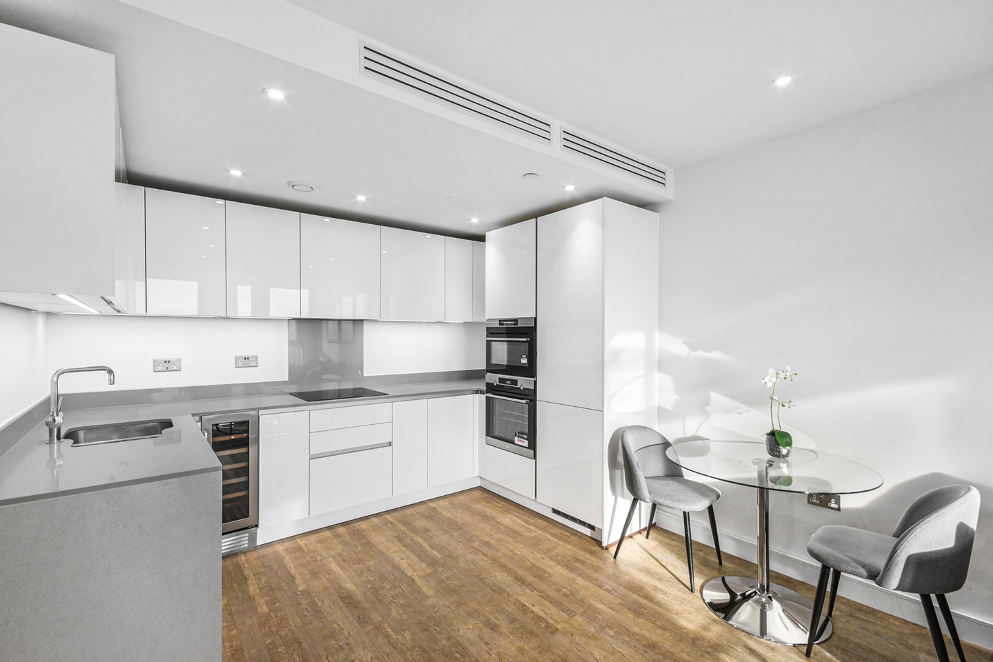 Additional image 2 of 1 Bed Flat, Gladwin Tower, SW8, N1 7GU