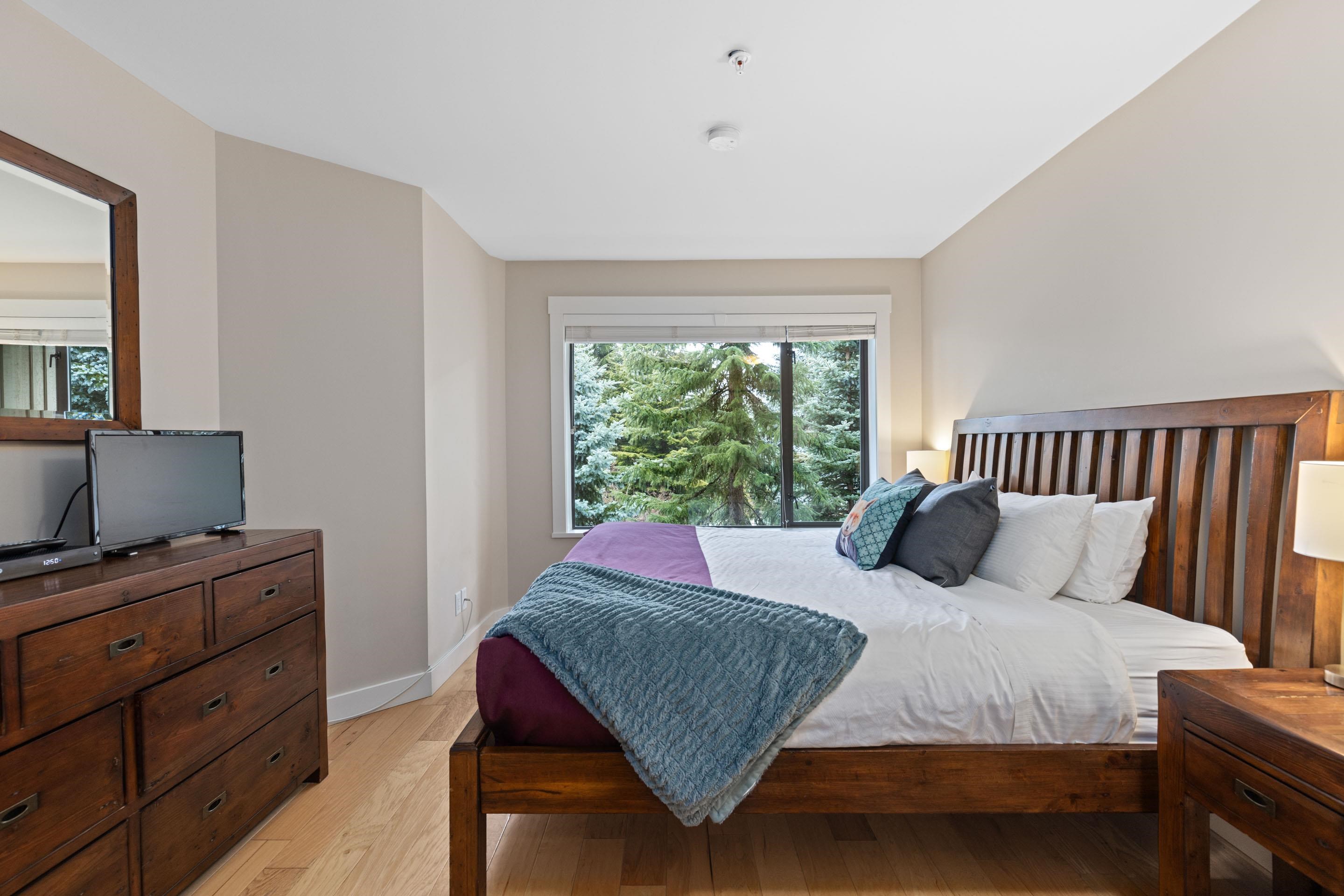 Additional image 6 of 25-4637 Blackcomb Way, Whistler, BC, V8E 0Y6