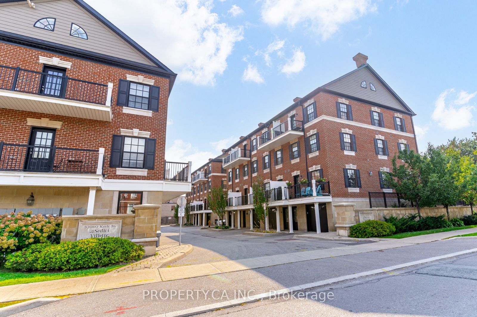 16-10060 Keele Street, Vaughan, ON, L6A 4V6