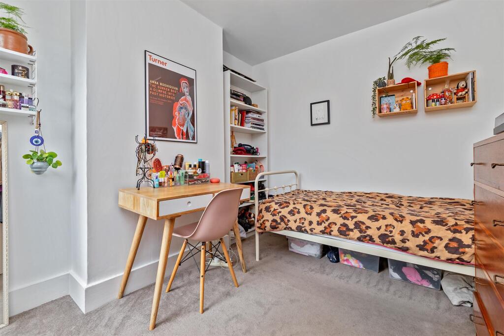 Additional image 27 of Castle Road, St. Albans