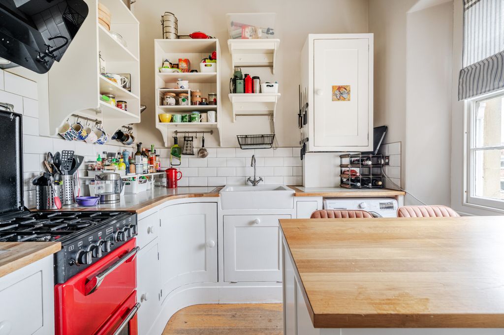 Additional image 11 of 2 bed flat for saleWorcester Crescent, Bristol BS8