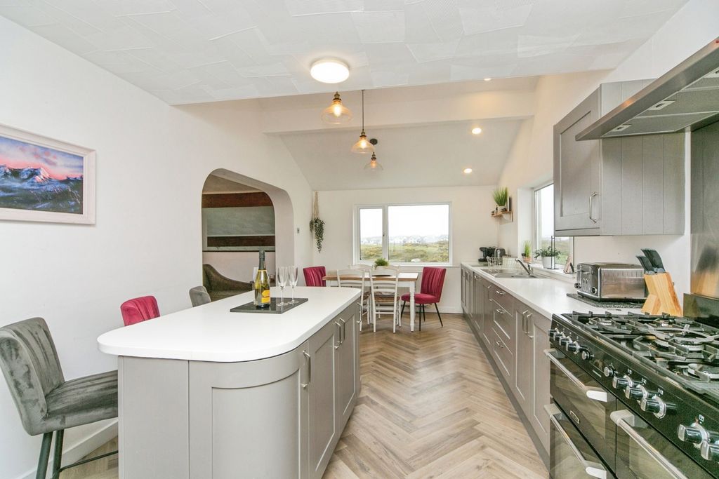 Additional image 7 of 5 bed detached house for salePenrallt Road, Trearddur Bay, Holyhead, Isle Of Anglesey LL65