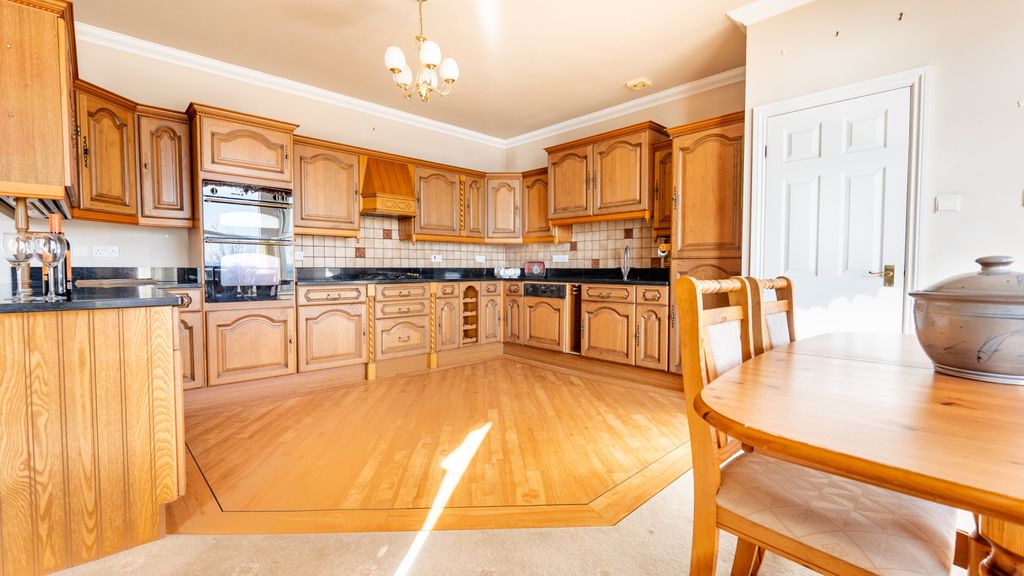 Additional image 11 of 3 bed flat for saleApt. 21 The Fountains, Ballure Promenade, Ramsey IM8