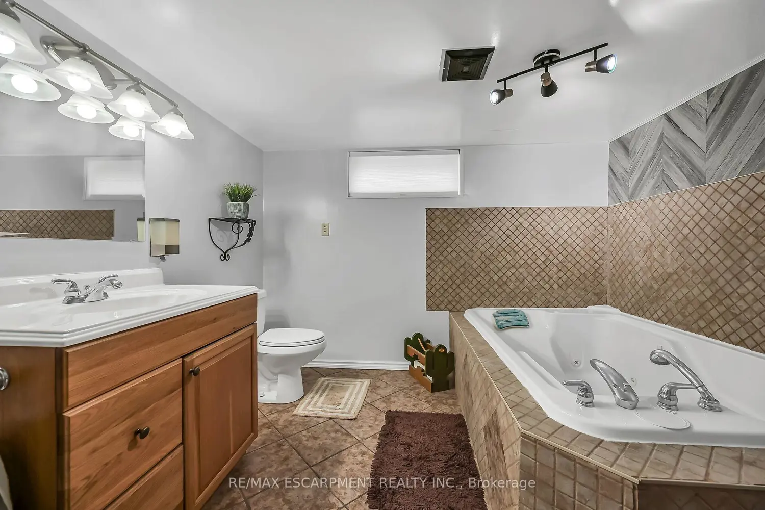 Additional image 11 of 4 Clifford Street