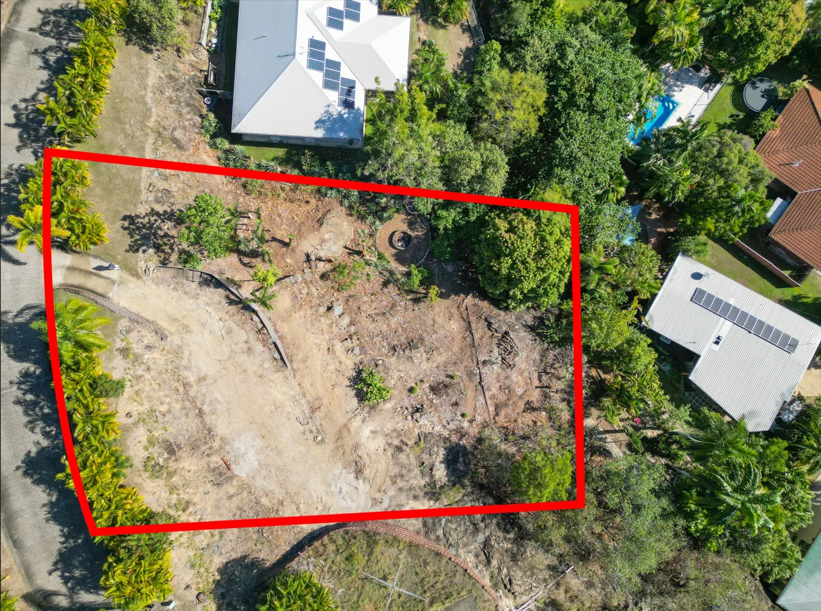 Lot 2/18 High Vista Drive, Mount Louisa QLD 4814