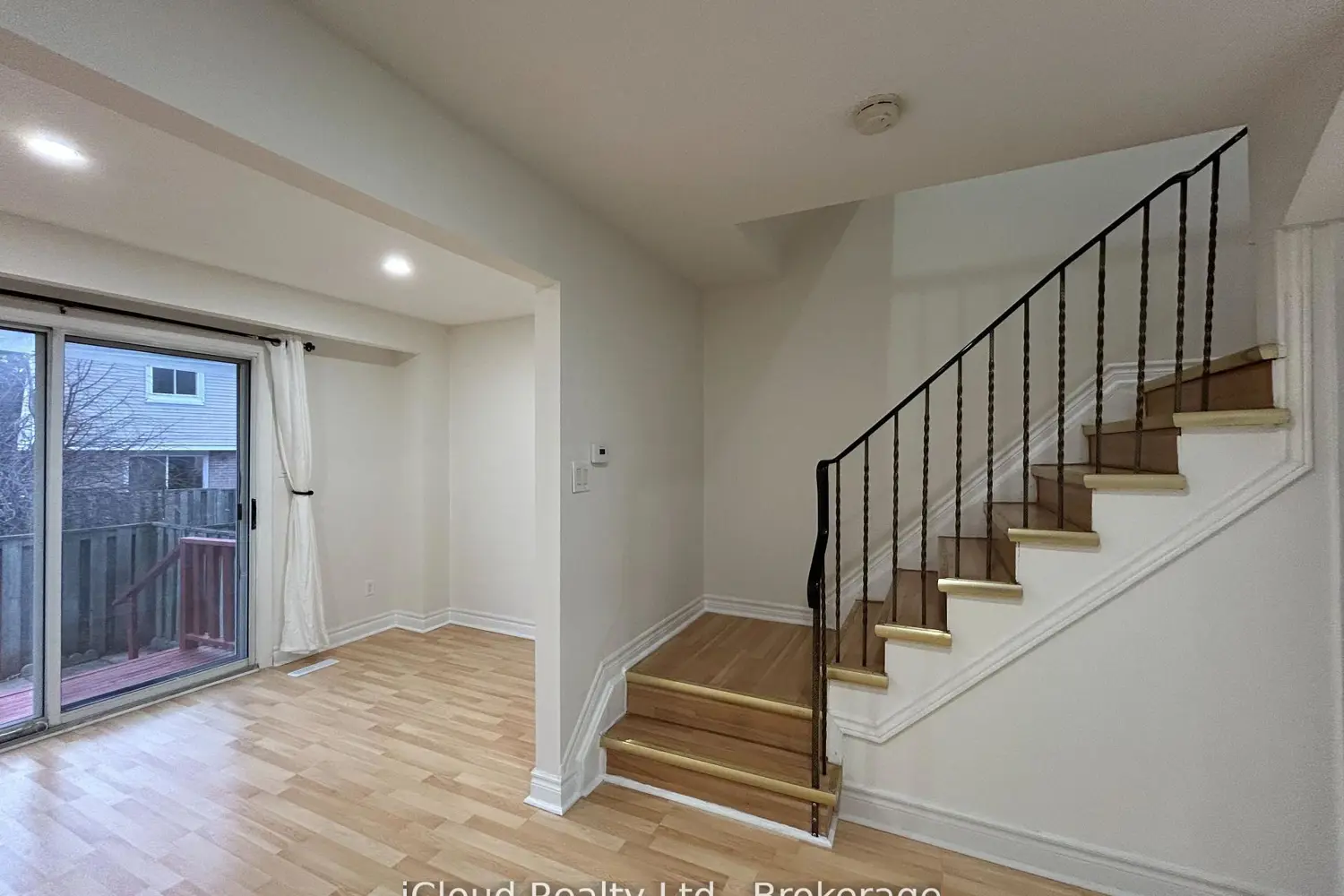 Additional image 6 of 400 Mississauga Valley Boulevard 88