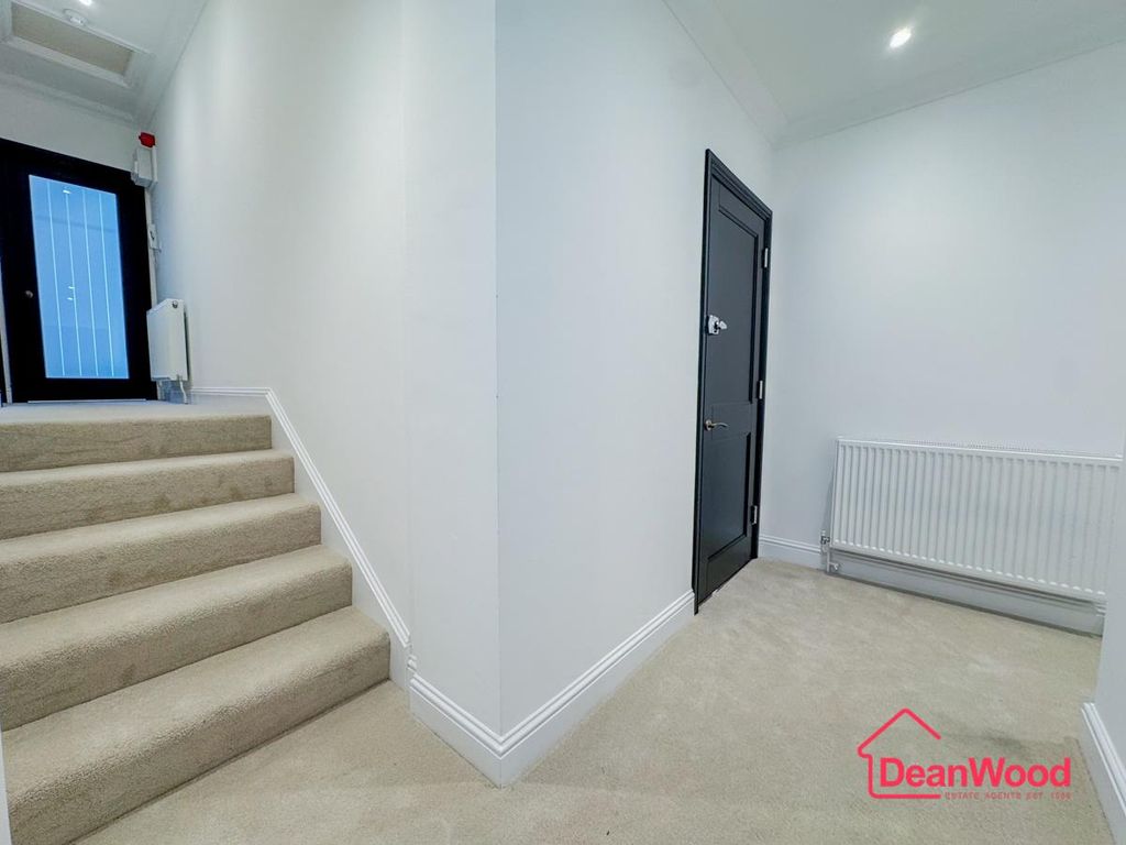 Additional image 15 of 2 bed flat for saleApartment 2, 18 Derby Square, Douglas, Isle Of Man IM1