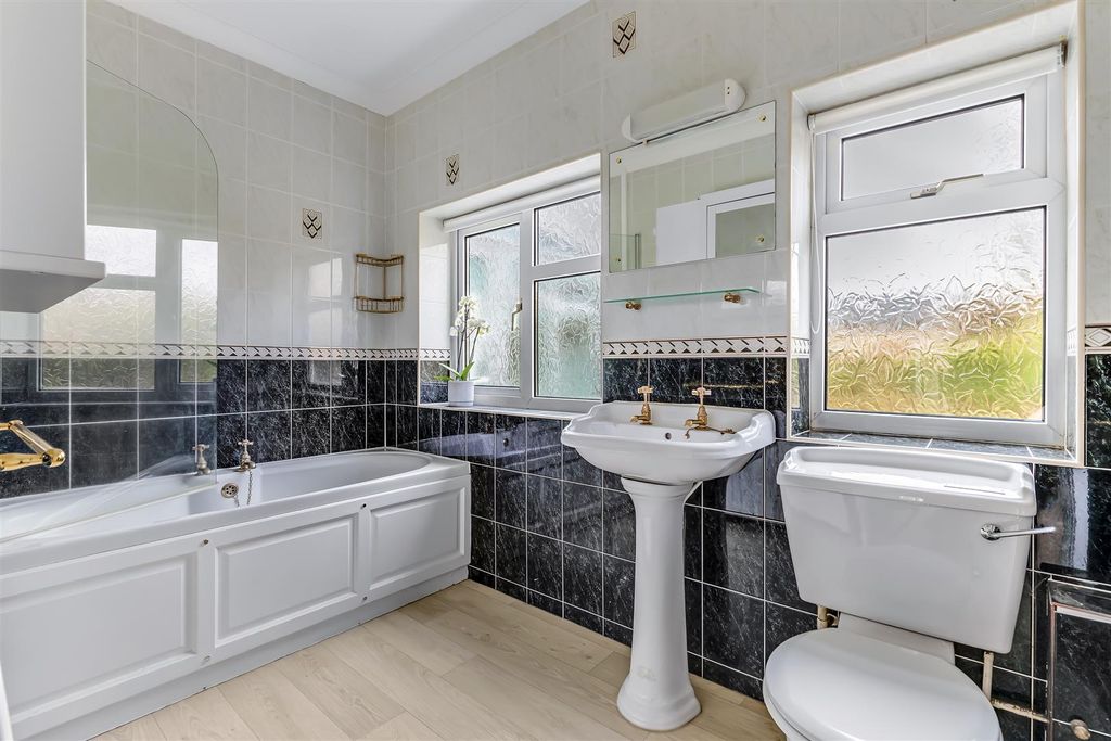 Additional image 13 of 3 bed detached house for saleBolton Road, Addingham LS29